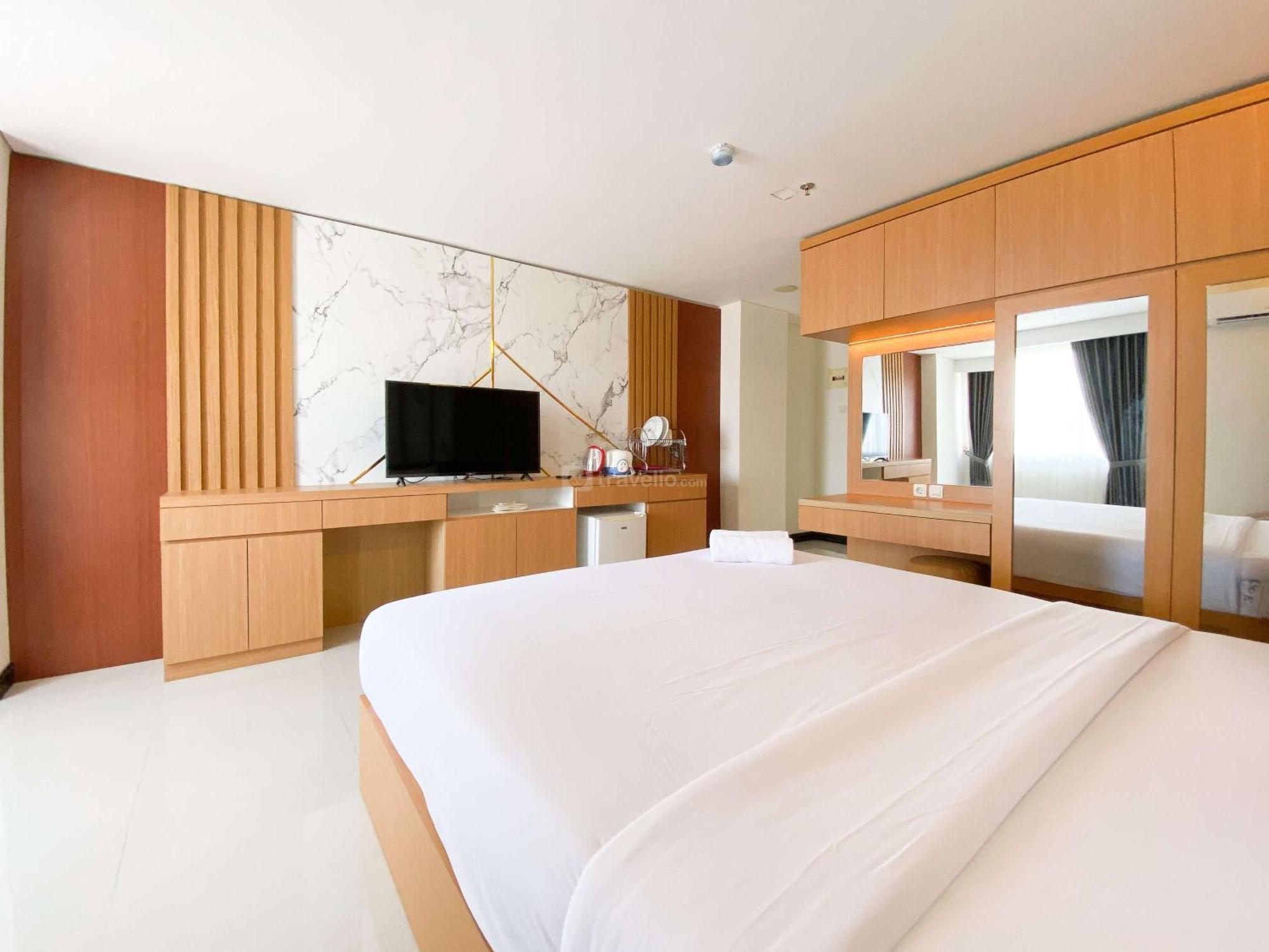 Homey And Strategic Apartemen *